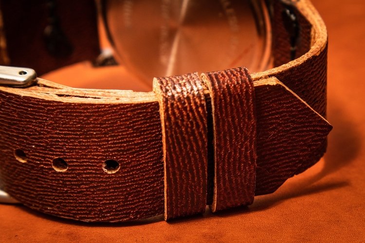 Is Ostrich Leather Better Than Cow Leather? A Guide to Leather